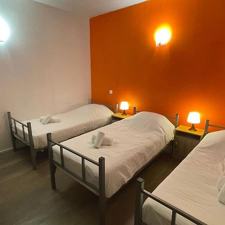 Hotel- Restaurant Le Saint Quentin 외부 사진